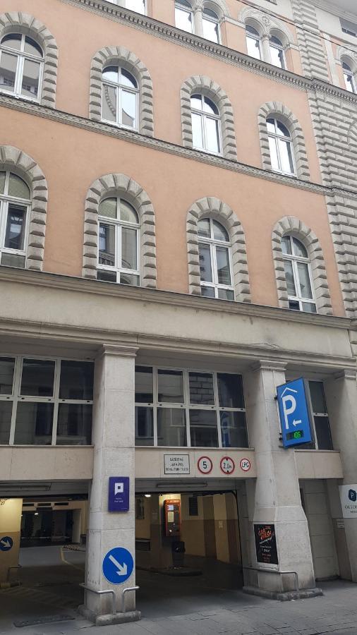 Goldsmith Apartment Budapeste Exterior foto